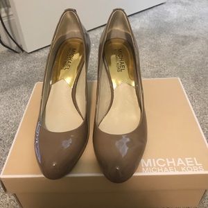 michael kors heels